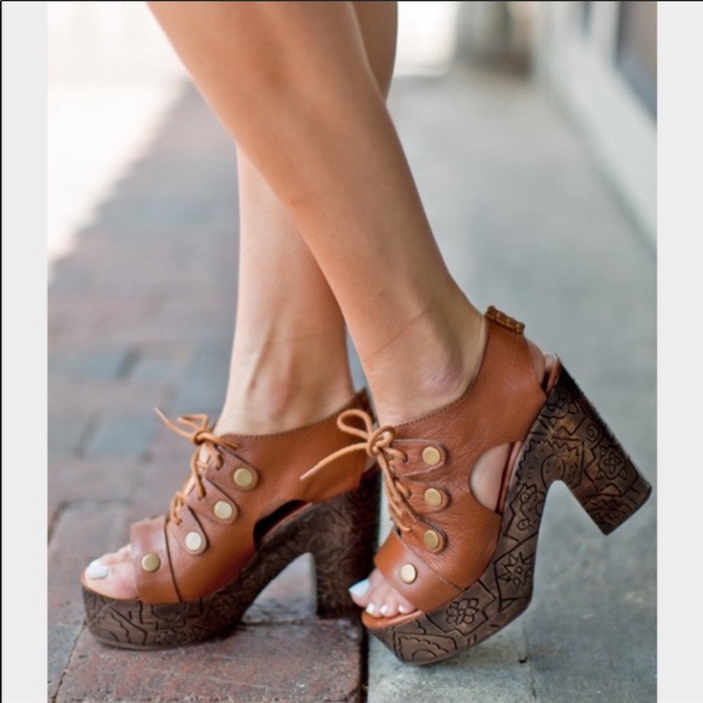 Free People Farrah clog heel